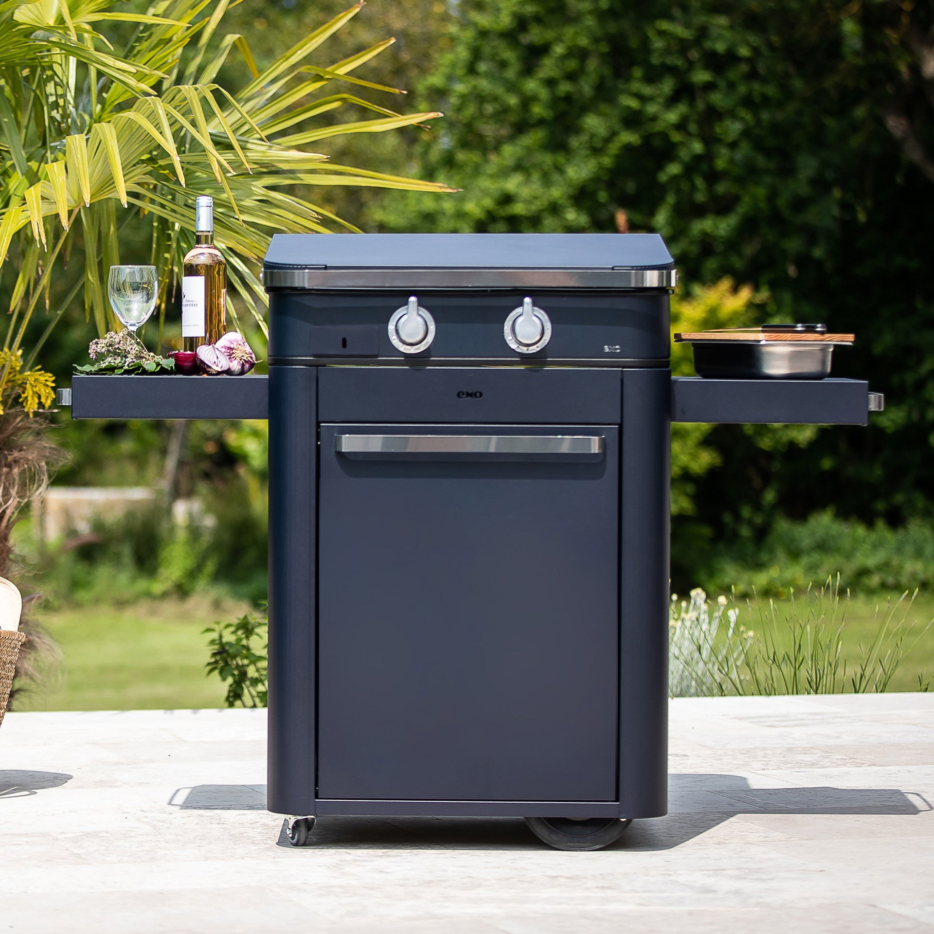 Eno - Ensemble Plancha 2 brûleurs avec couvercle et chariot ENOSIGN 65 - Bleu Navy - ENO - Ensemble plancha - - La Guilde Culinaire