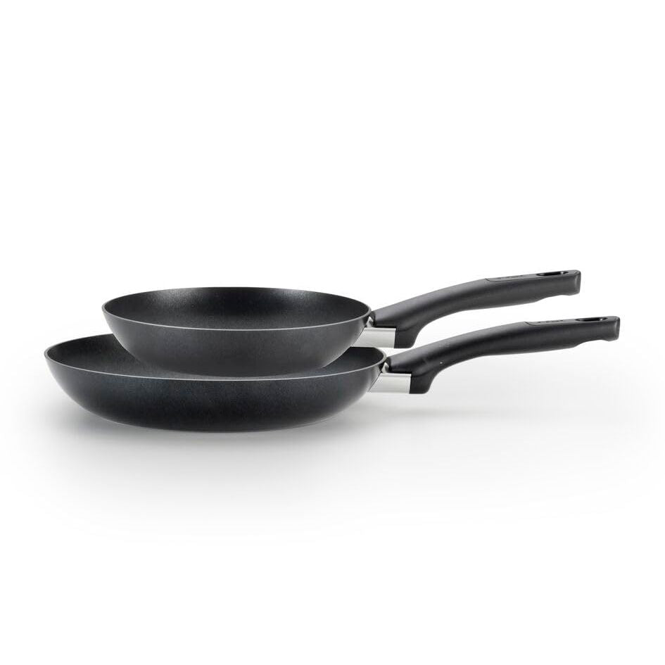 Poêle à frire antiadhésive T-fal Intuition, 2 pièces, Noire - T-fal - Poêle - - La Guilde Culinaire