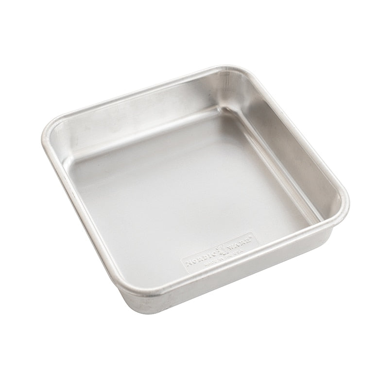 Moule à gâteau carré 8 po - Nordic Ware - Moule à gâteaux - - La Guilde Culinaire
