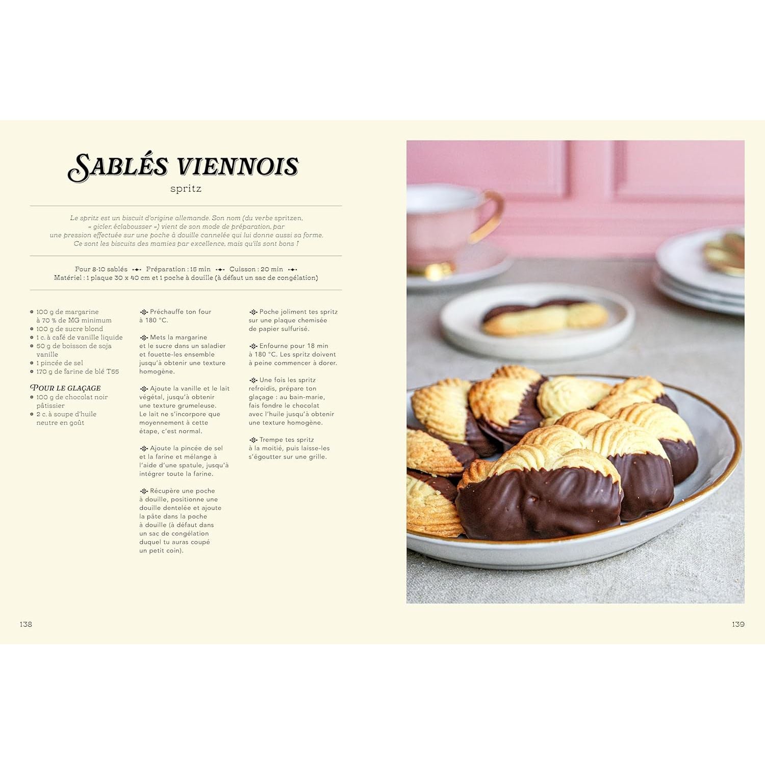 Le Grand Livre des Gâteaux de Famille - La Plage Ed. - Livre de cuisine - - La Guilde Culinaire