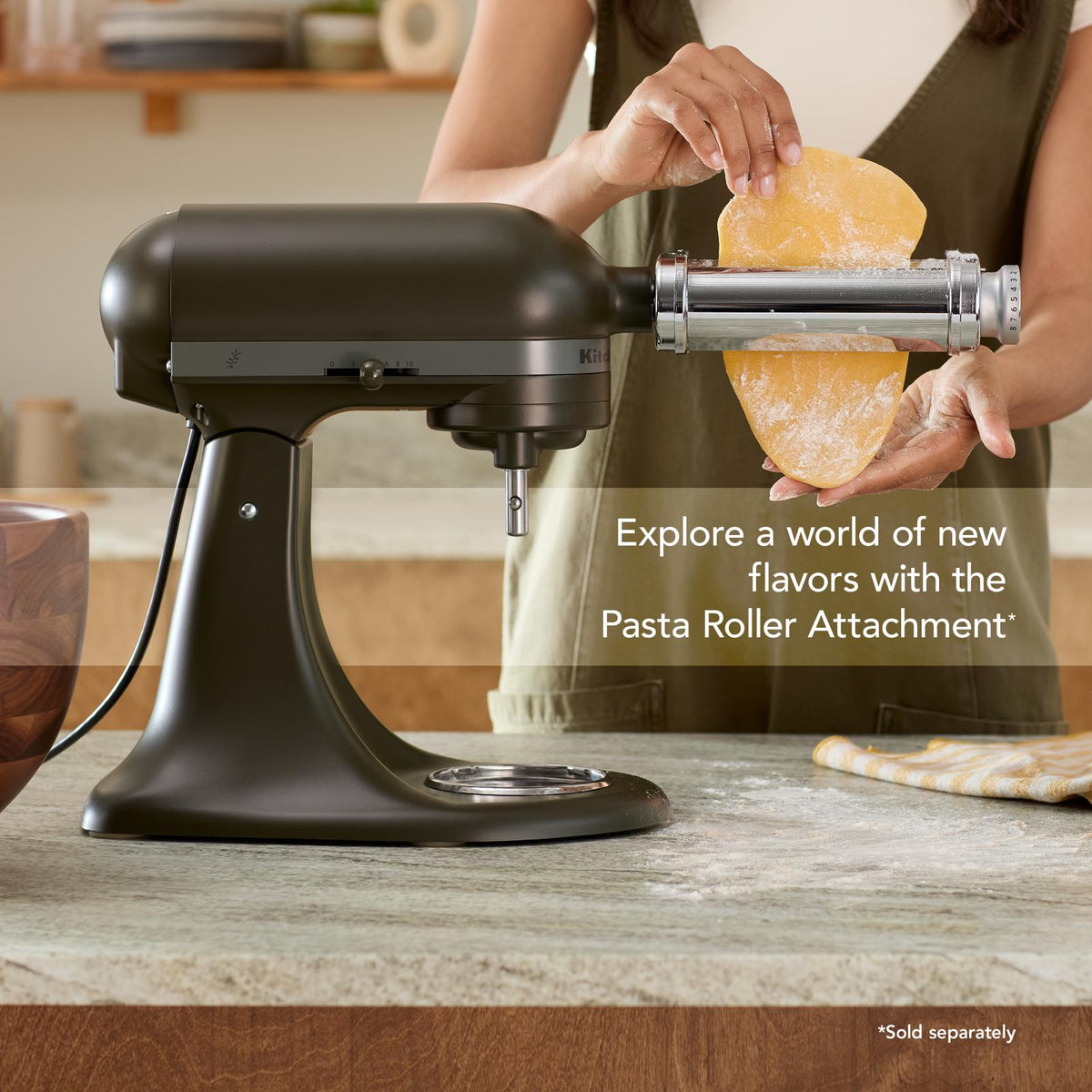 Batteur sur socle à tête inclinable série Design Evergreen, KitchenAid - Kitchenaid - Batteur sur socle - - La Guilde Culinaire