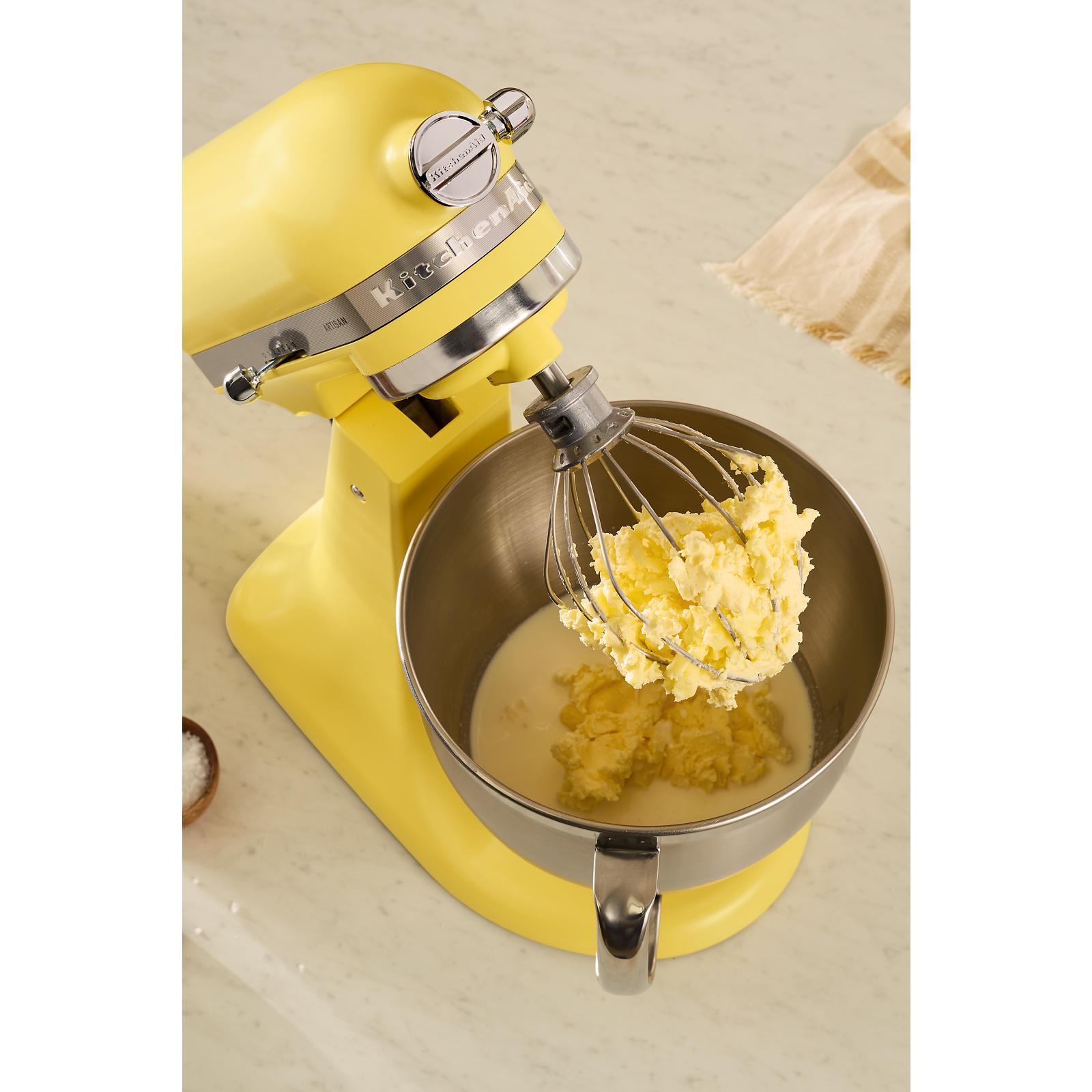 Batteur sur socle KitchenAid 4.7 L (5 pintes) la couleur de l’année 2025 - Beurre - Kitchenaid - Batteur sur socle - - La Guilde Culinaire