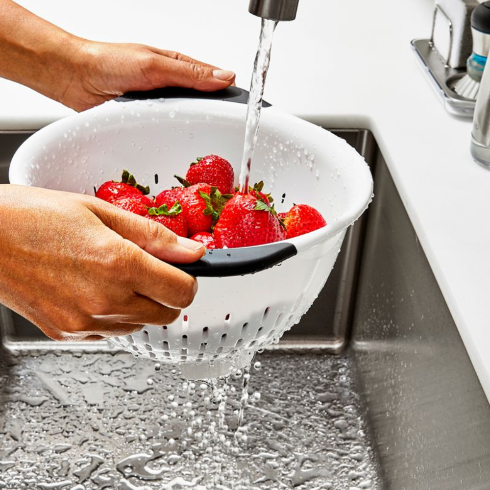 Passoire - OXO - Passoire et écumoire - - La Guilde Culinaire