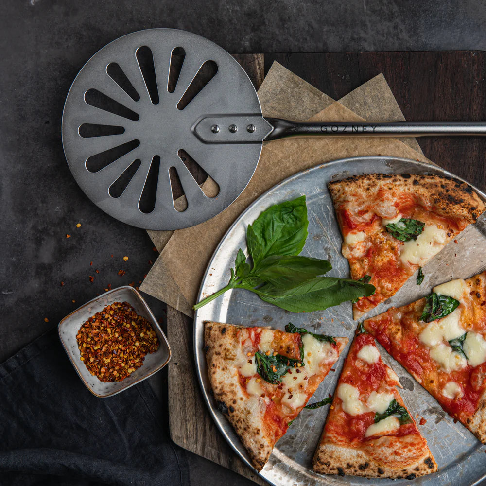 Pelle à tourner la pizza Roccbox * - Gozney - Pelle à pizza - - La Guilde Culinaire