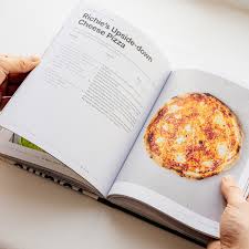 Livre de recettes Gozney : « Pizza Volume 01 Cookbook » (anglais uniquement) - Gozney - Livre - - La Guilde Culinaire