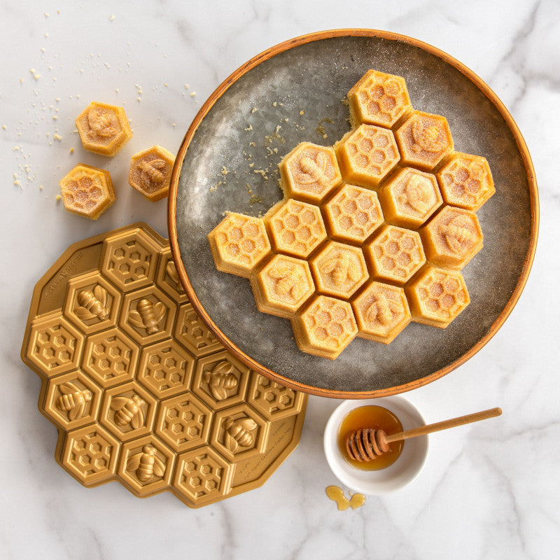 Moule à gâteau Nid d'abeille Toffee - Nordic Ware - Moule à gâteaux - - La Guilde Culinaire