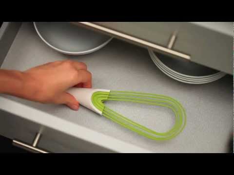 Twist Fouet en silicone 2-en-1 - Joseph Joseph - Tasse & Cuillère à mesurer - - La Guilde Culinaire