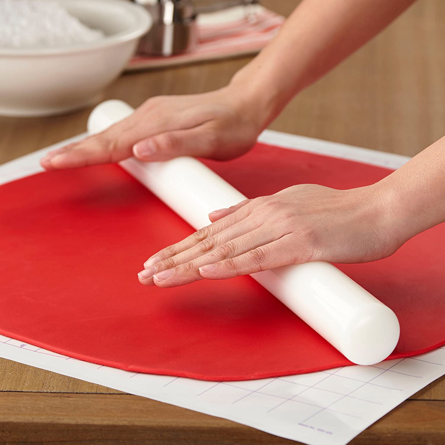Grand rouleau à fondant avec anneaux-guides Wilton 20" - Wilton - Rouleau à fondant - - La Guilde Culinaire