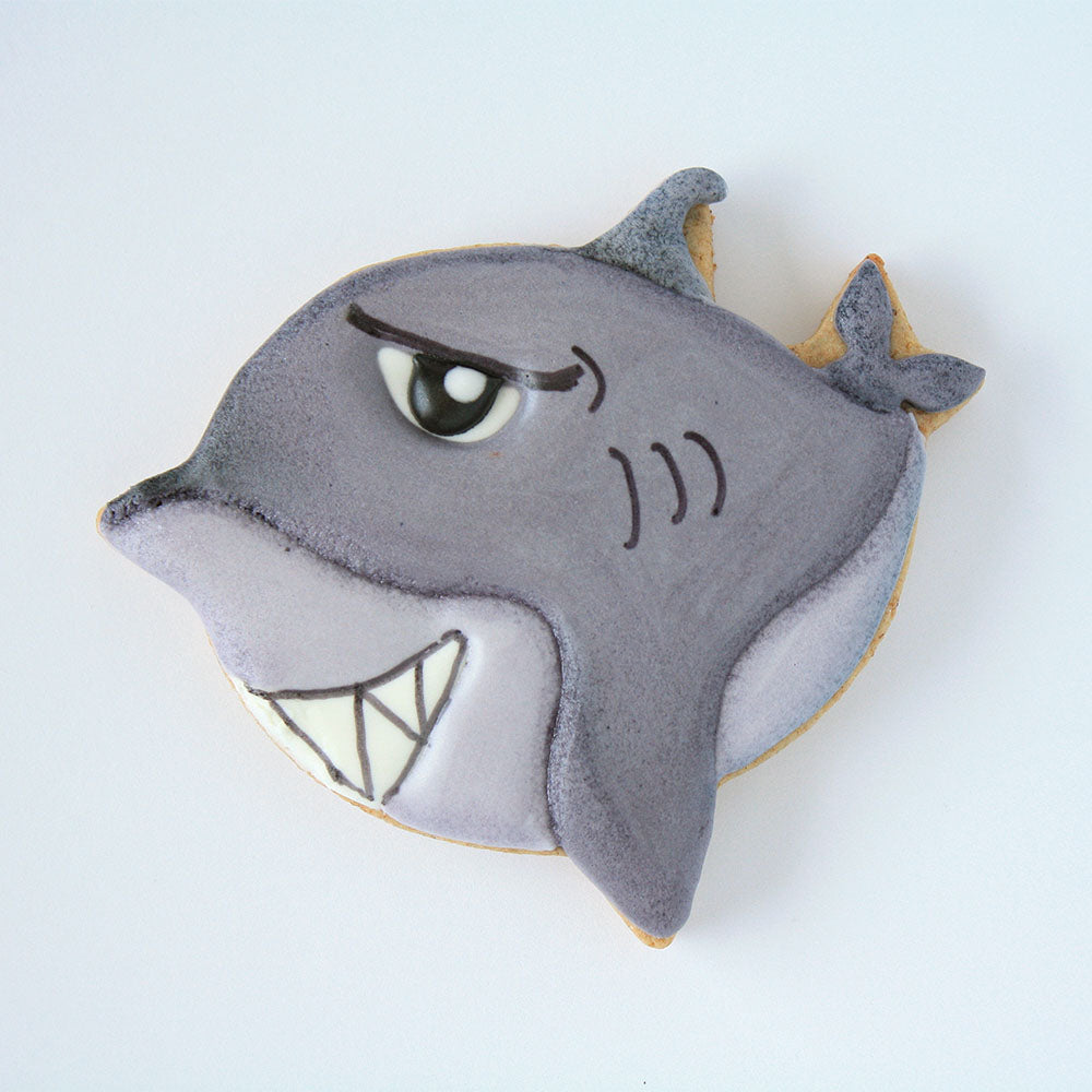 Emporte-pièce Petit Requin 3.25" x 3.75" - Ann Clark Cookie Cutters - Emporte-pièce - - La Guilde Culinaire