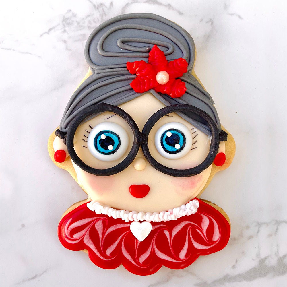 Emporte-pièce Mme Noël 4" par Flour Box Bakery 4" x 3" - Ann Clark Cookie Cutters - Emporte-pièce - - La Guilde Culinaire