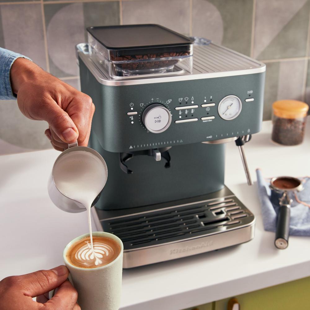 Machine à espresso semi-automatique avec moulin à meule    - Kitchenaid - Machine à espresso -  - La Guilde Culinaire