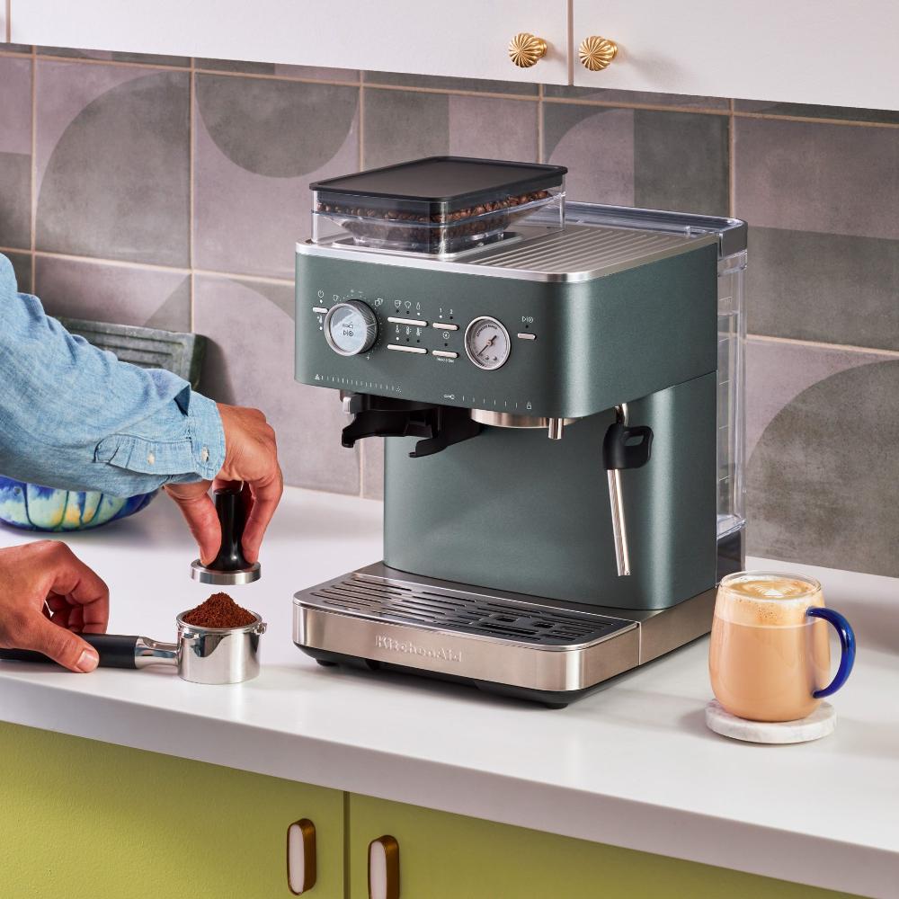 Machine à espresso semi-automatique avec moulin à meule    - Kitchenaid - Machine à espresso -  - La Guilde Culinaire