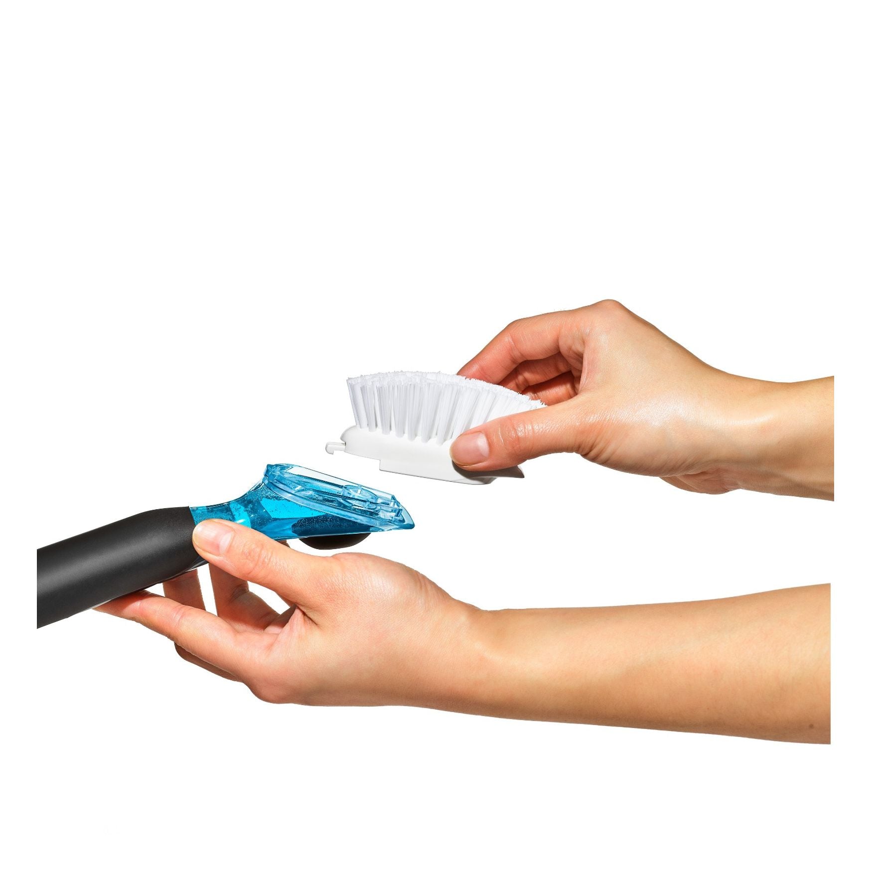 Brosse à vaisselle distributrice de savon    - OXO - Brosse de nettoyage -  - La Guilde Culinaire