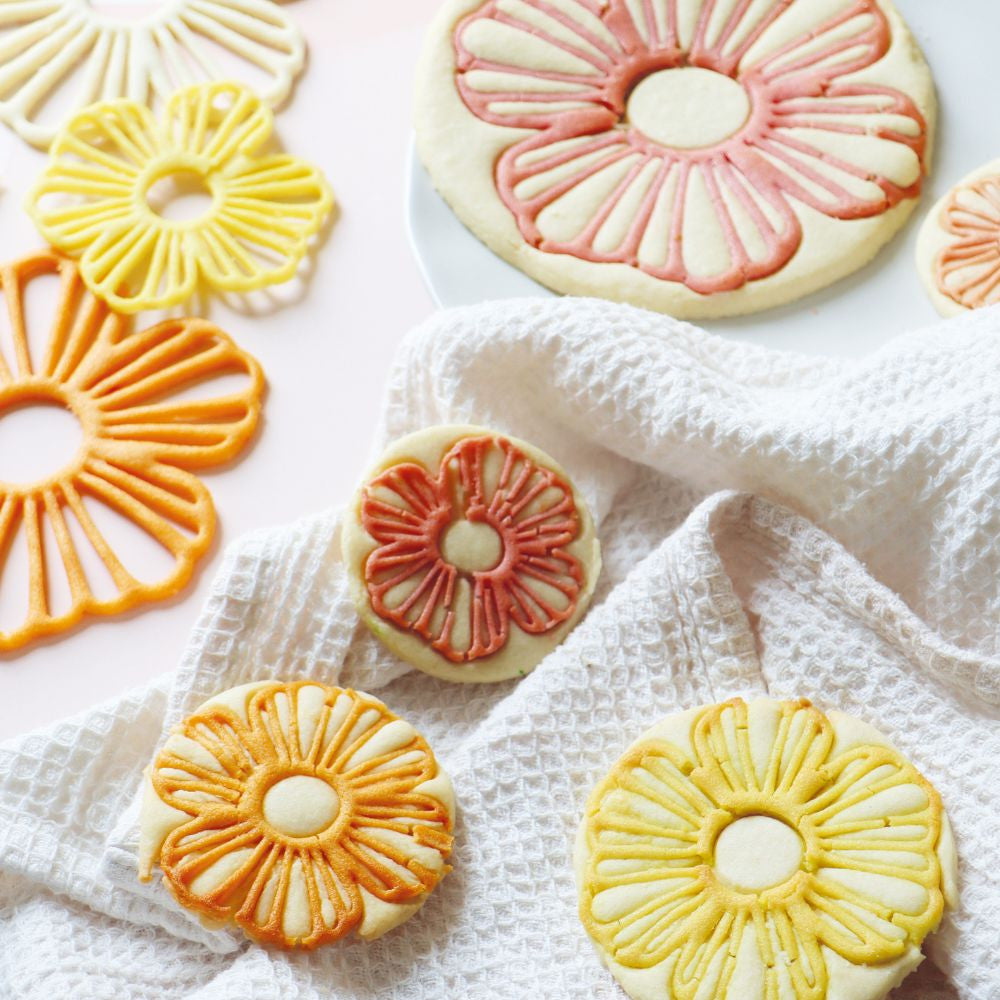 Tapis silicone pour tuiles à motifs fleurs - Scrapcooking - Tapis de pâtisserie - - La Guilde Culinaire