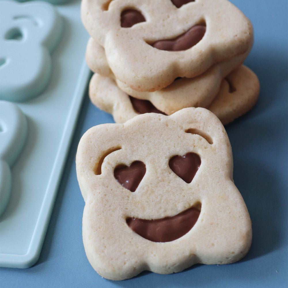 Moule silicone Drôles de biscuits - Scrapcooking - Moule à gâteaux - - La Guilde Culinaire