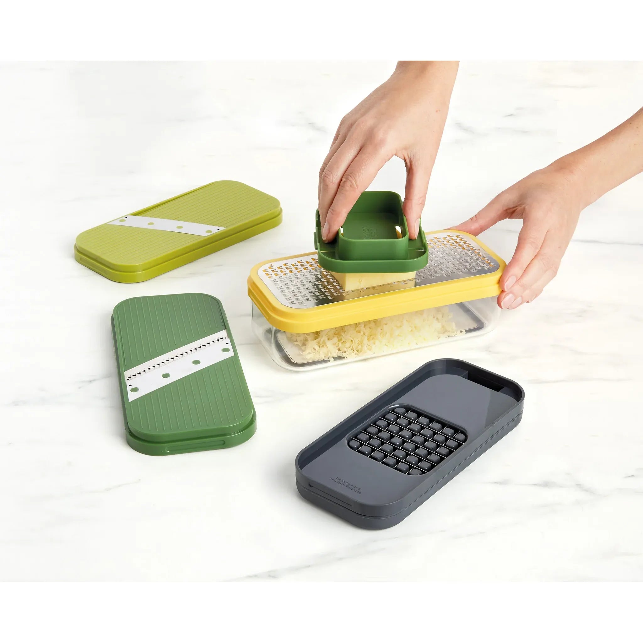 Multi-prep Compact ens. 4-en-1 pour trancher - Joseph Joseph - Râpe et zesteur - - La Guilde Culinaire
