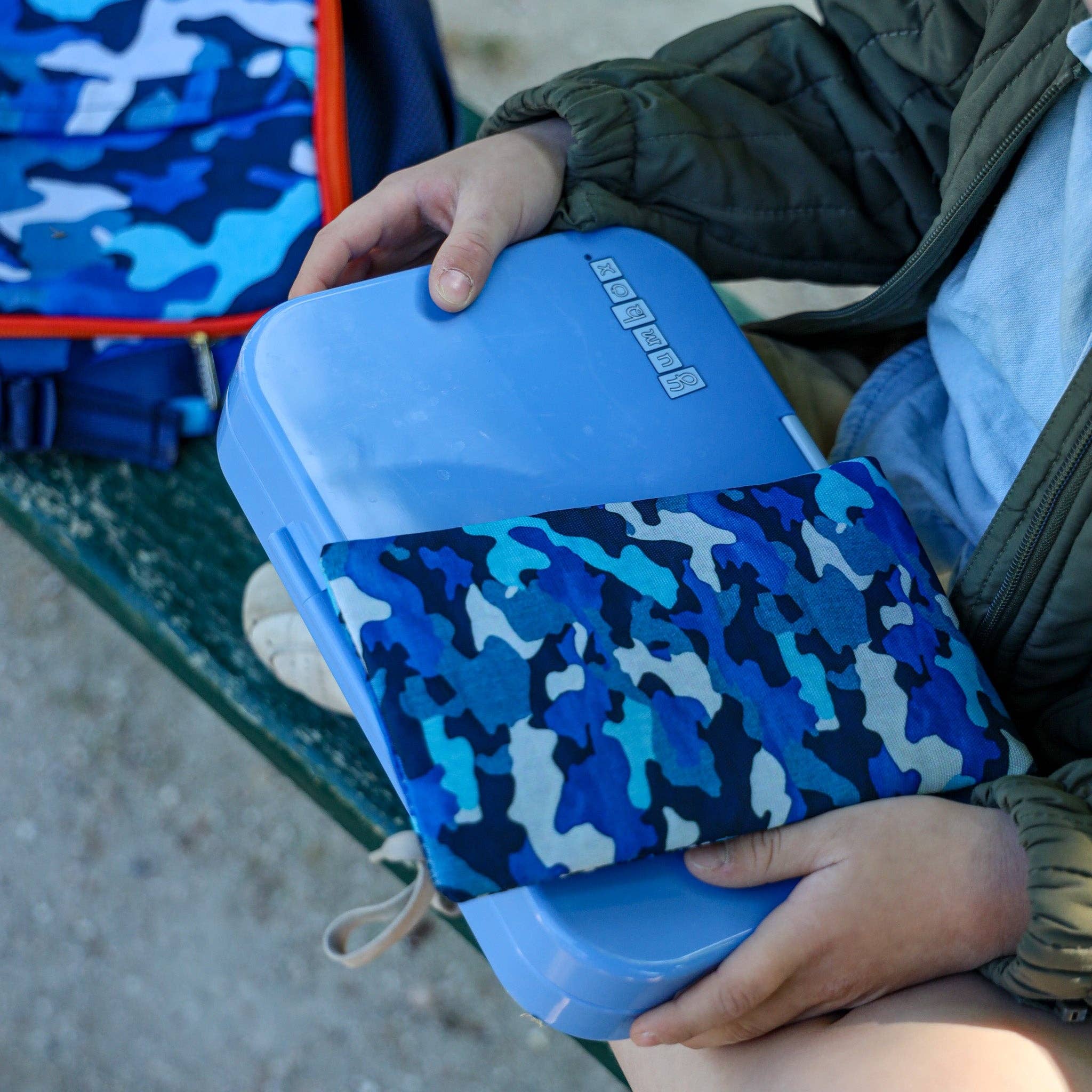 Packs de glace en gel dans des housses en tissu, lot de 2 - Requins & Camouflage - Yumbox - Bloc réfrigérant - - La Guilde Culinaire