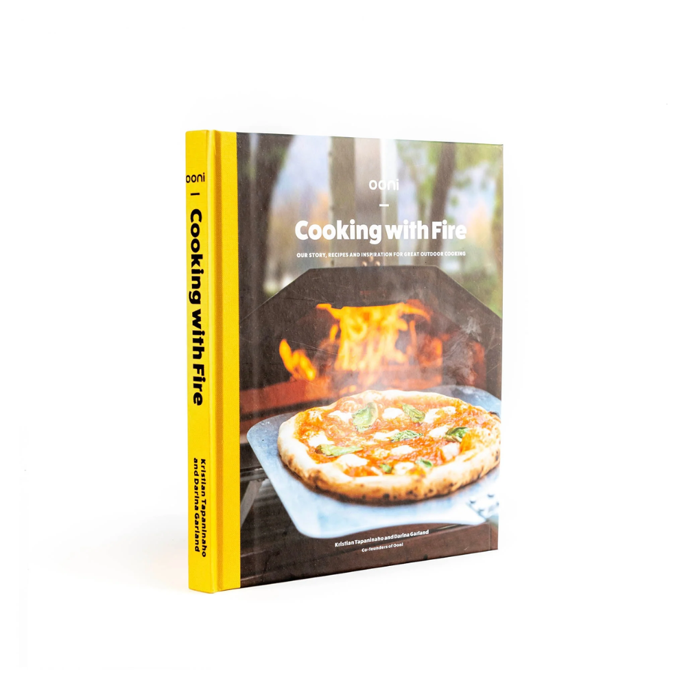 Livre de recettes Ooni : « Cooking with Fire » (anglais uniquement)    - Ooni - Livre -  - La Guilde Culinaire