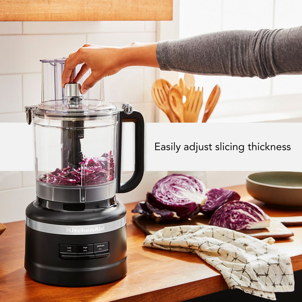 Robot culinaire de 13 tasses avec kit de découpe en dés - KitchenAid    - Kitchenaid - Robot mélangeur -  - La Guilde Culinaire