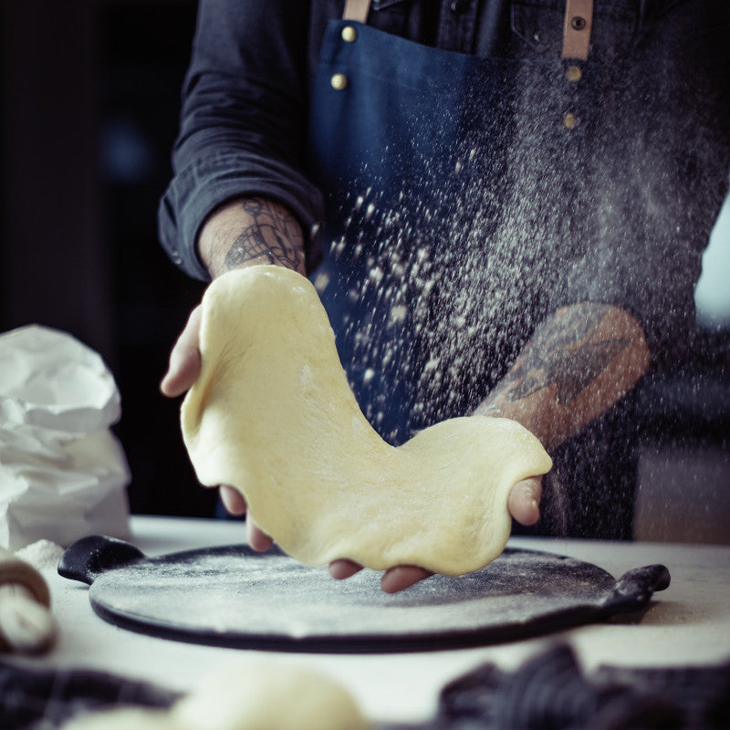 Pizza Stone Lisse 36 cm - Emile Henry    - Emile Henry - Pierre à pizza -  - La Guilde Culinaire