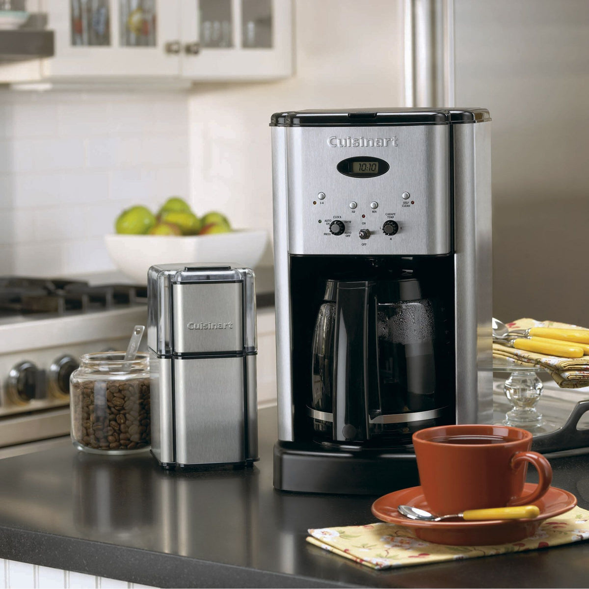 Cafetière programmable de 12 tasses Brew Central - Cuisinart - Cafetière - - La Guilde Culinaire
