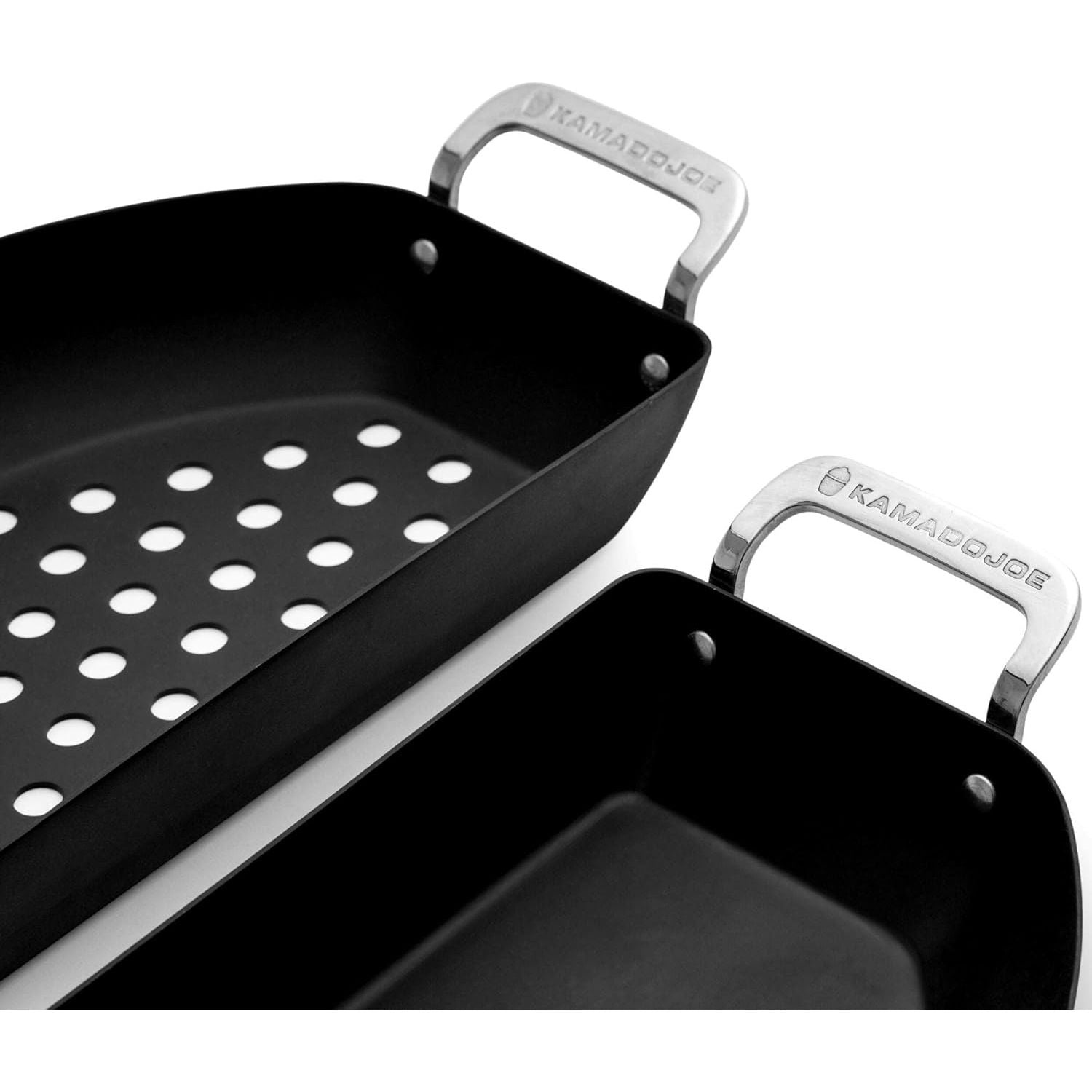 Ensemble de poêles en demi-lune Karbon Steel - KamadoJoe    - Kamado Joe - Poêle perforée -  - La Guilde Culinaire