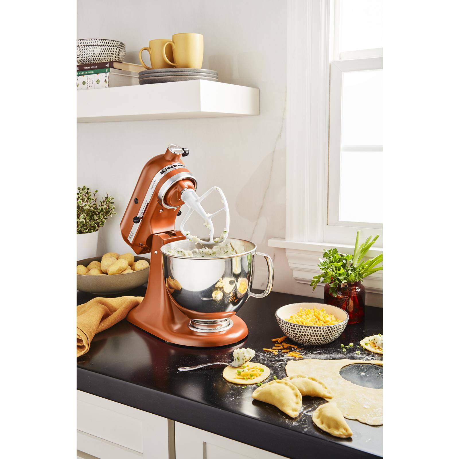 Batteur sur socle Artisan à tête inclinable de 5 pintes, KitchenAid Orange brûlée - Kitchenaid - Batteur sur socle - - La Guilde Culinaire