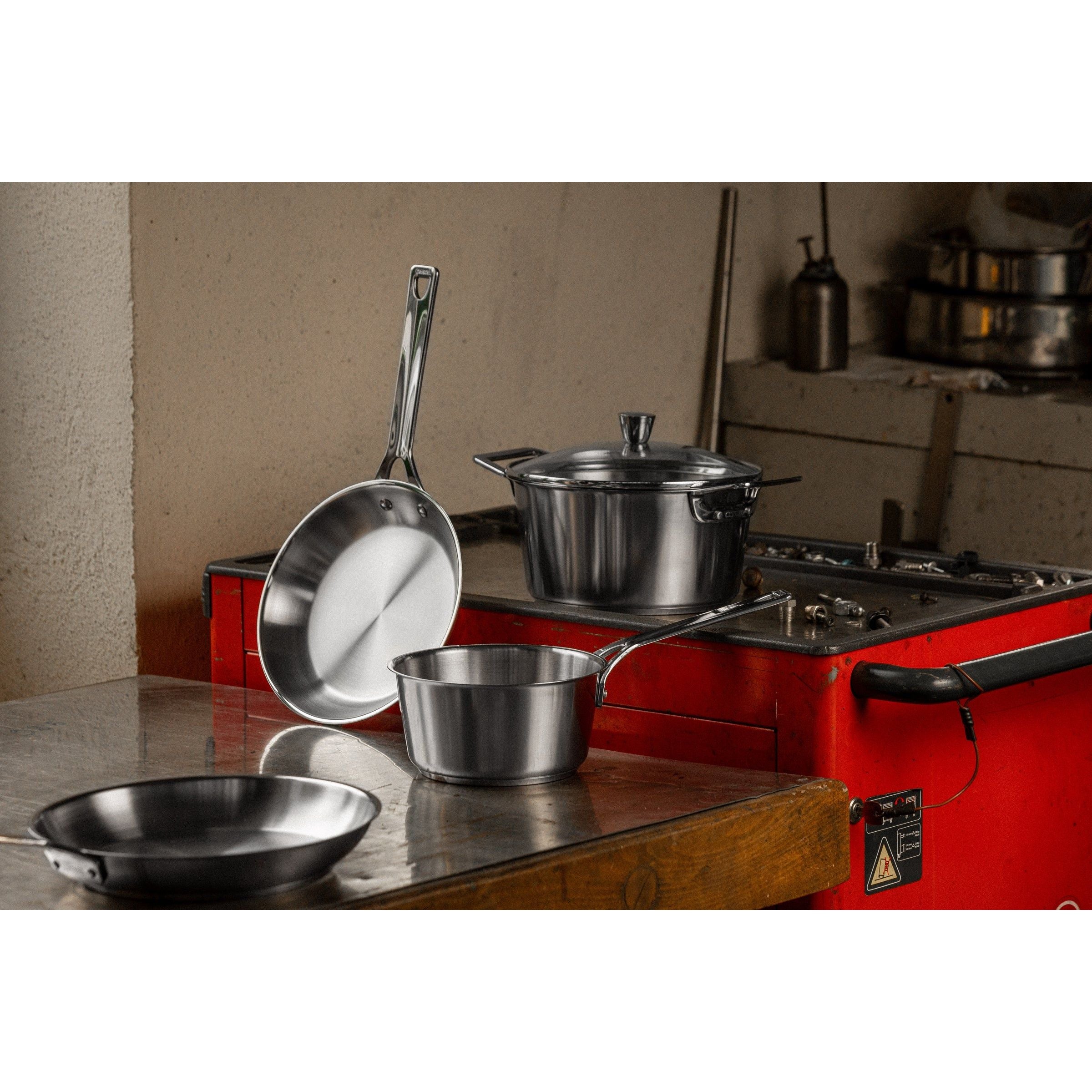 Ensemble de 8 pièces en acier inoxydable Cristel - Collection 1826    - Cristel - Casserole -  - La Guilde Culinaire