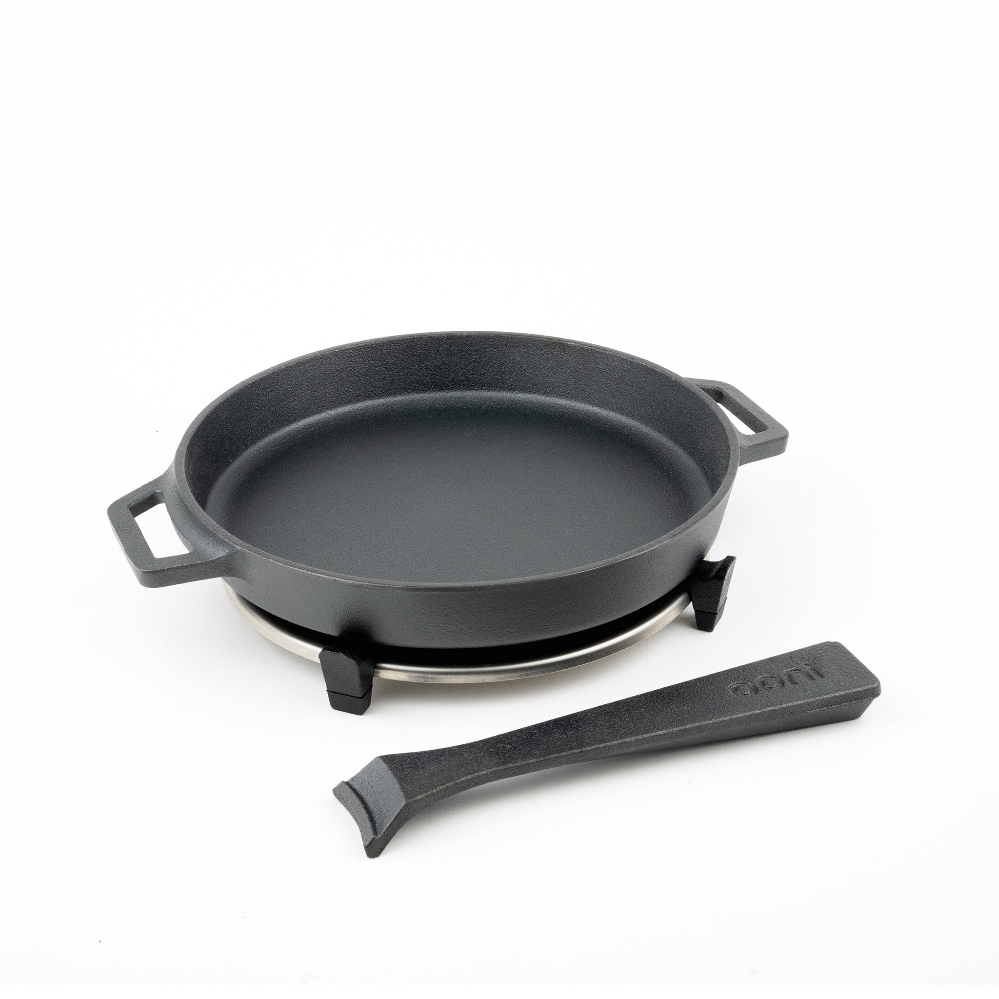 Poêle en fonte allant au four, planche inox Ooni - Ooni - Poêle en fonte - - La Guilde Culinaire
