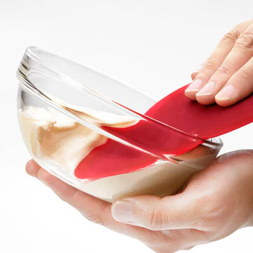 Racloir souple - corne    - Cuisipro - Racloir de bol -  - La Guilde Culinaire