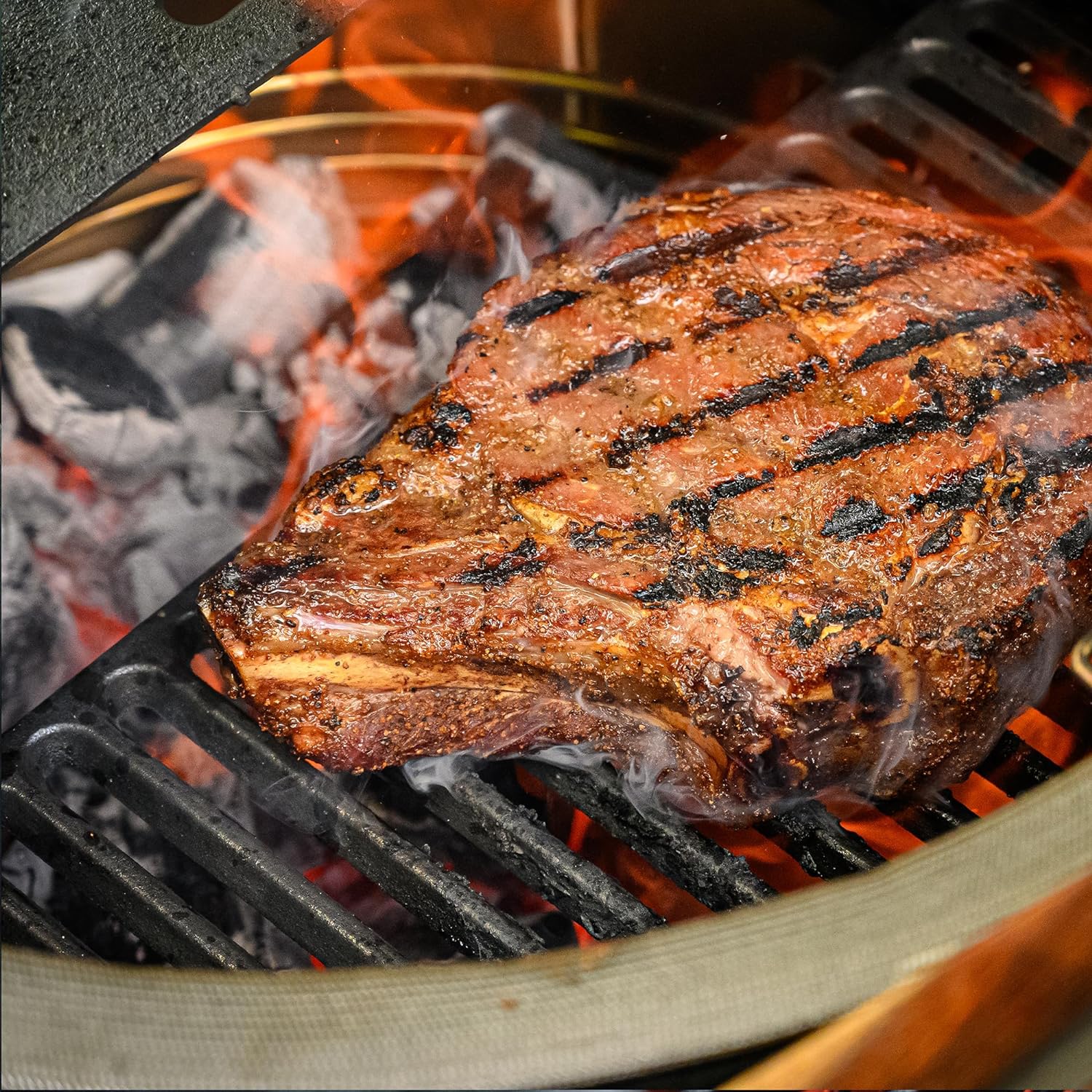 Grille de cuisson en demi-lune en fonte - KamadoJoe    - Kamado Joe - Grille pour BBQ -  - La Guilde Culinaire