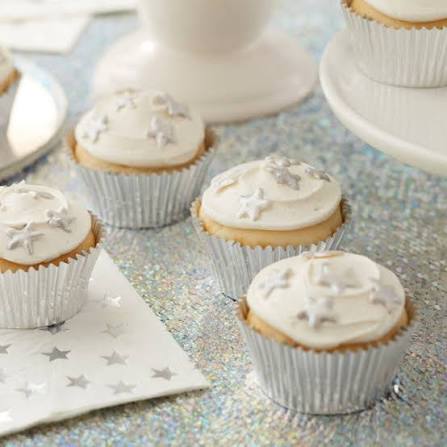Caissettes à cupcakes argentées - Wilton - Moule à pâtisserie - - La Guilde Culinaire