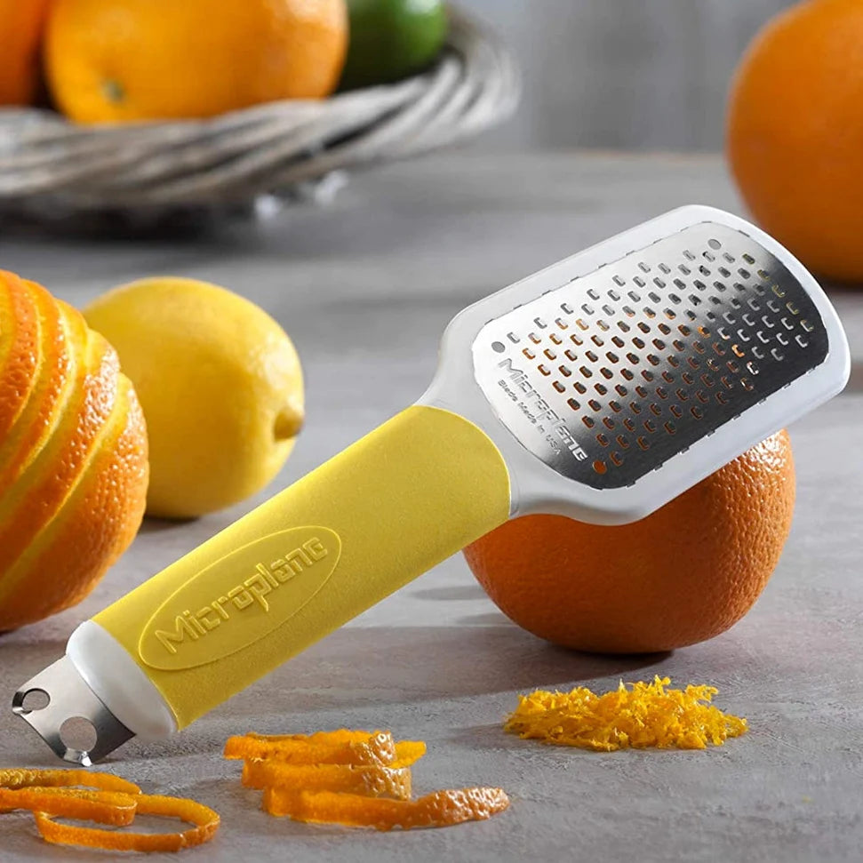 Multi-zesteur-Râpe - Ultimate (Jaune)    - Microplane - Râpe et zesteur -  - La Guilde Culinaire