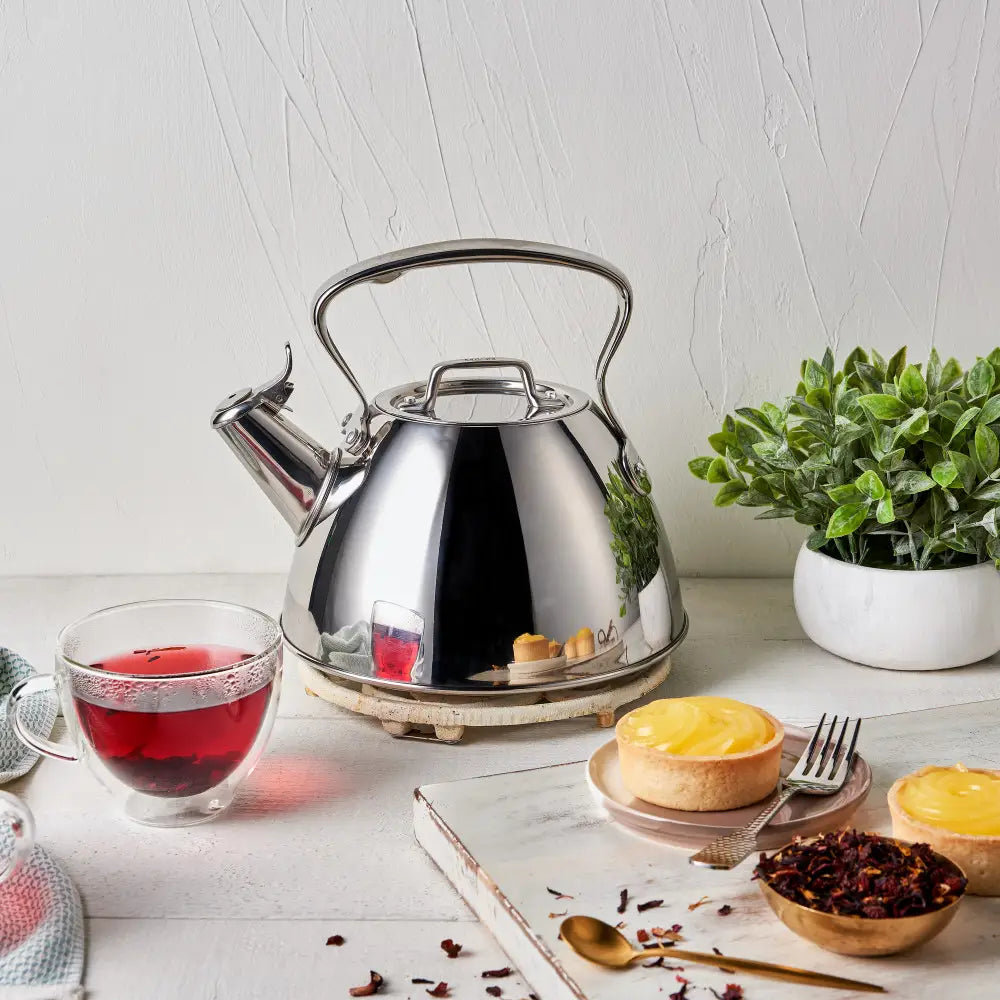 Bouilloire en Acier Inoxydable pour Cuisinière, 1.9 L - All-Clad - Bouilloire - - La Guilde Culinaire