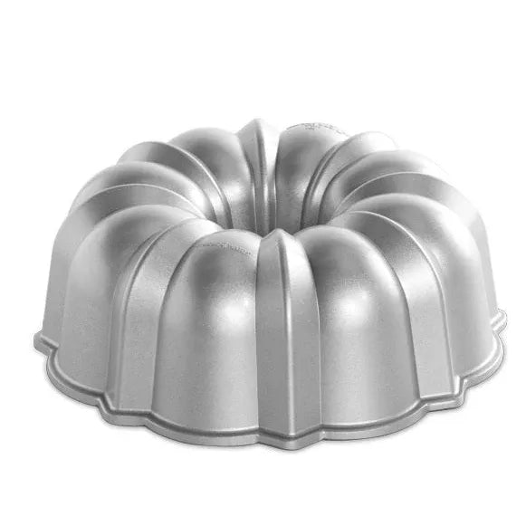 Moule à gâteau Bundt Original Argent - Nordic Ware - Moule à gâteaux - - La Guilde Culinaire