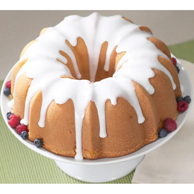 Moule à gâteau Bundt Original Argent - Nordic Ware - Moule à gâteaux - - La Guilde Culinaire