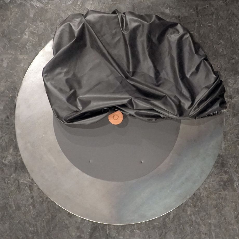 Ensemble étouffoir et Housse de Protection 100 Noir - OFYR - Ensemble de protection Braseros - - La Guilde Culinaire