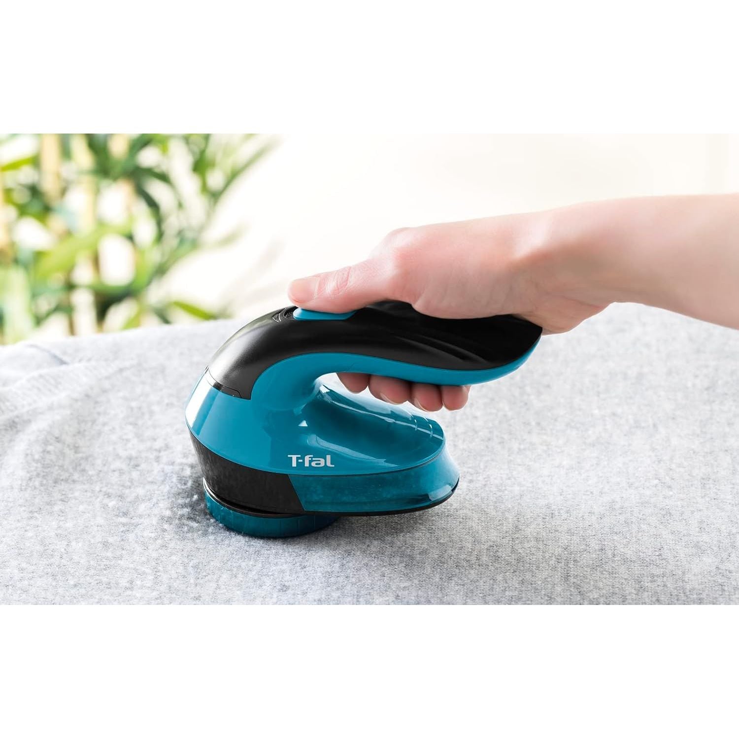 Rasoir portable anti-peluches T-fal    - T-fal - Rasoir -  - La Guilde Culinaire
