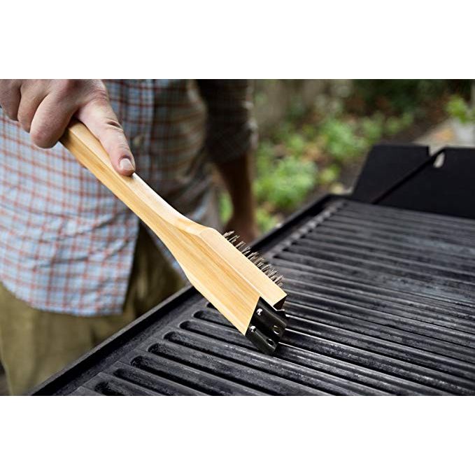 Brosse à BBQ avec racloir - OUTSET    - Outset - Brosse à BBQ -  - La Guilde Culinaire