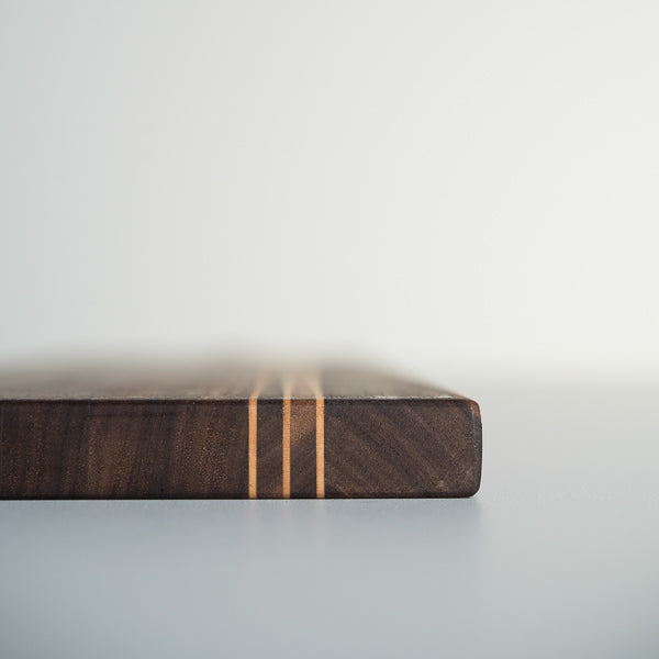 Planche à Poignée ( 22’’ x 6’’ x 0,75’’ )    - Arbol - Plateau de service -  - La Guilde Culinaire