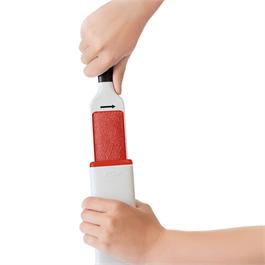 Brosse à charpies pour vêtements FurLifter    - OXO - Brosse de nettoyage -  - La Guilde Culinaire