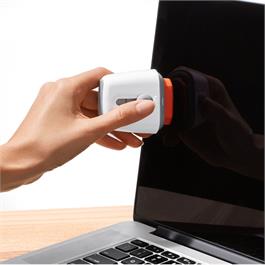 Brosse de nettoyage d'ordinateurs portables    - OXO - Brosse de nettoyage -  - La Guilde Culinaire
