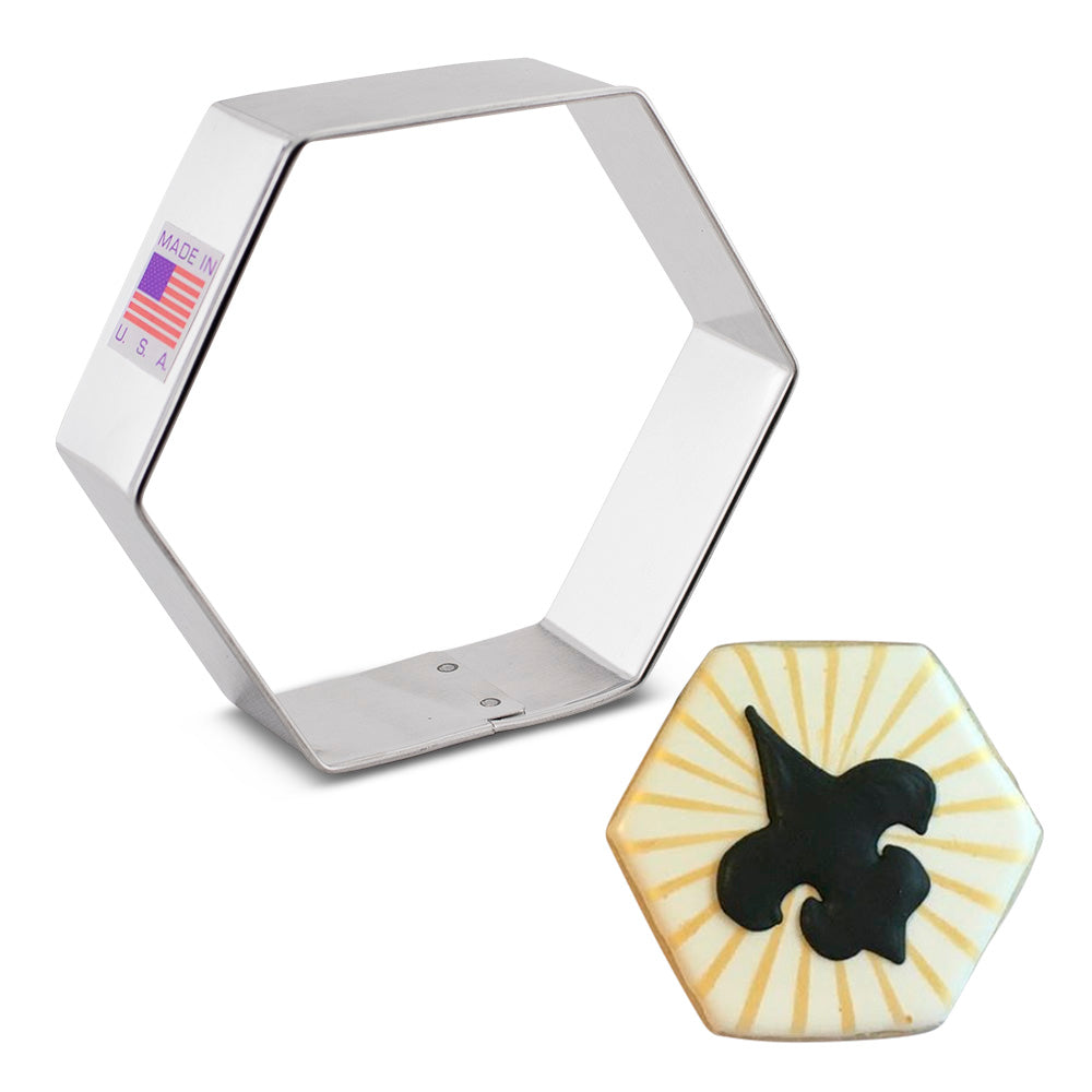 Emporte-pièce hexagonal 3"x3 1/2"    - Ann Clark Cookie Cutters - Emporte-pièce -  - La Guilde Culinaire