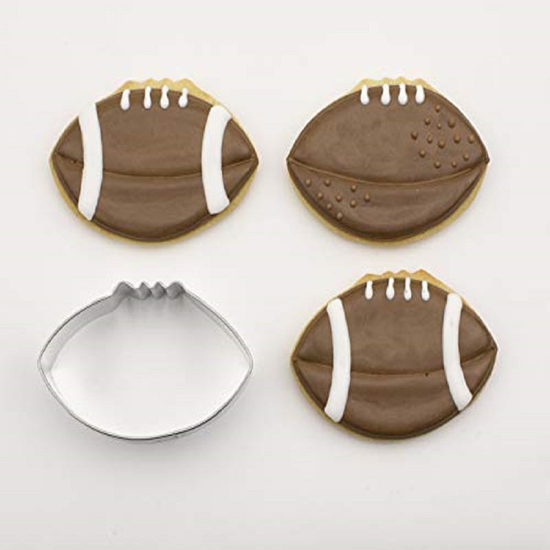 Emporte-pièce Football 3 1/2"    - Ann Clark Cookie Cutters - Emporte-pièce -  - La Guilde Culinaire