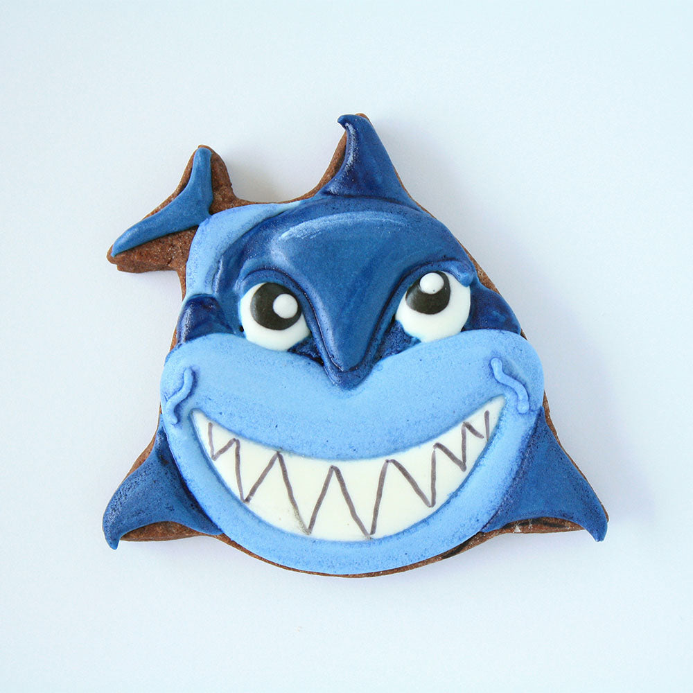 Emporte-pièce petit requin face avant 3.5" x 3.25"    - Ann Clark Cookie Cutters - Emporte-pièce -  - La Guilde Culinaire