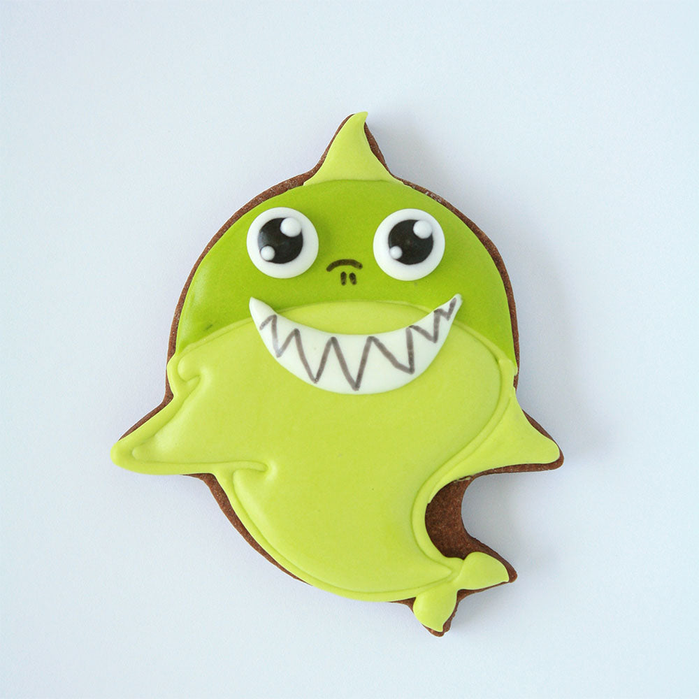 Emporte-pièce Petit Requin 3.25" x 3.75"    - Ann Clark Cookie Cutters - Emporte-pièce -  - La Guilde Culinaire