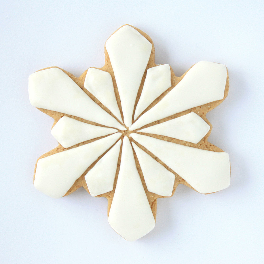 Emporte-pièce flocon de neige géométrique 4" x 3.3"    - Ann Clark Cookie Cutters - Emporte-pièce -  - La Guilde Culinaire