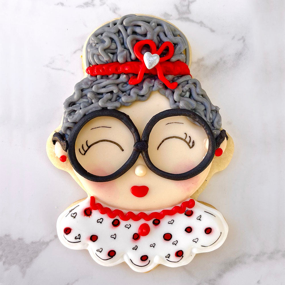 Emporte-pièce Mme Noël 4" par Flour Box Bakery 4" x 3"    - Ann Clark Cookie Cutters - Emporte-pièce -  - La Guilde Culinaire