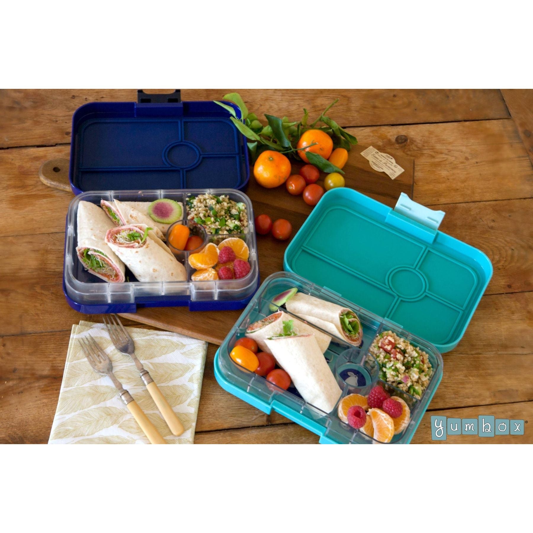 Yumbox - Tapas Plateau Bon Appetit Bleu Foncé (5 compartiments)    - Yumbox - Boîte à repas -  - La Guilde Culinaire