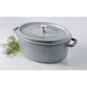 Cocotte ovale fonte et émail Gris 33cm 6.7L    - Staub - Cocotte -  - La Guilde Culinaire